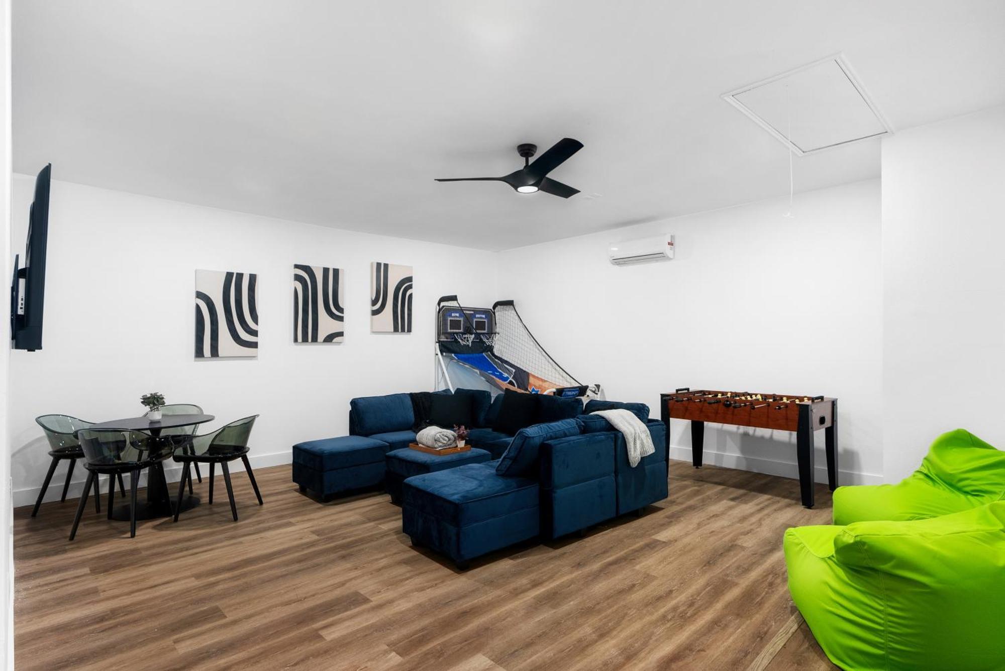 Stunning Family Home With Pool & Hot Tub - Sleeps 17 Pflugerville Εξωτερικό φωτογραφία