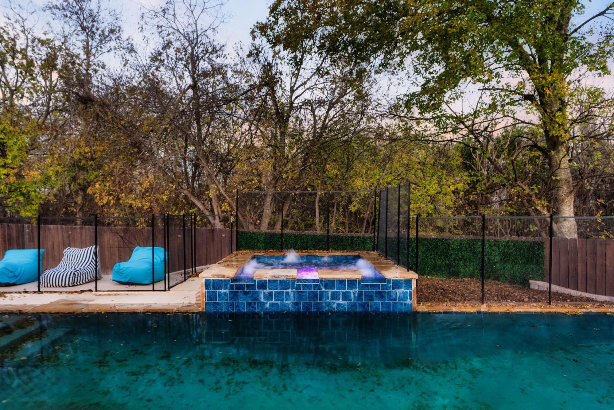 Stunning Family Home With Pool & Hot Tub - Sleeps 17 Pflugerville Εξωτερικό φωτογραφία